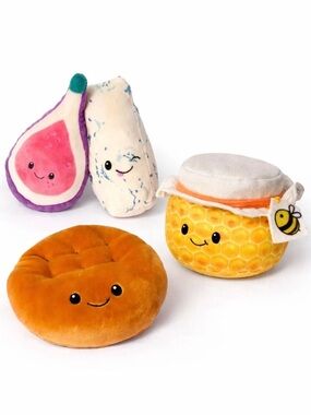 NEW Gigglescape 4 Pc Charcuterie Plush Set